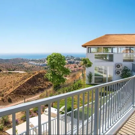 La Cala Hill Sea View Apartment *